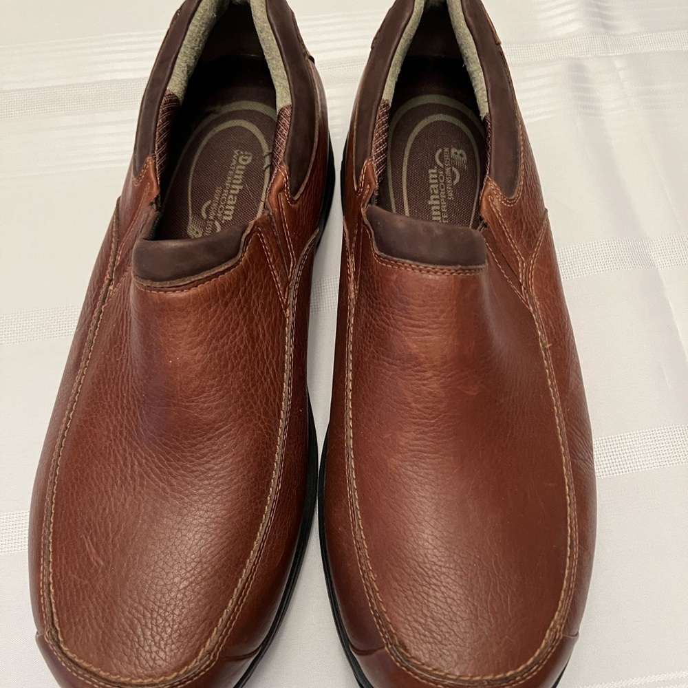 New, never worn men’s size 17